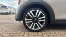 MINI Hatchback 1.5 Cooper Exclusive 3dr Auto Petrol Hatchback